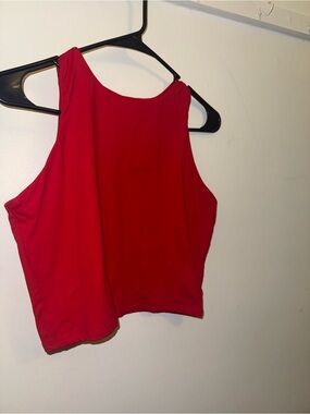 Women’s Red Tank Crop Top. Size L.